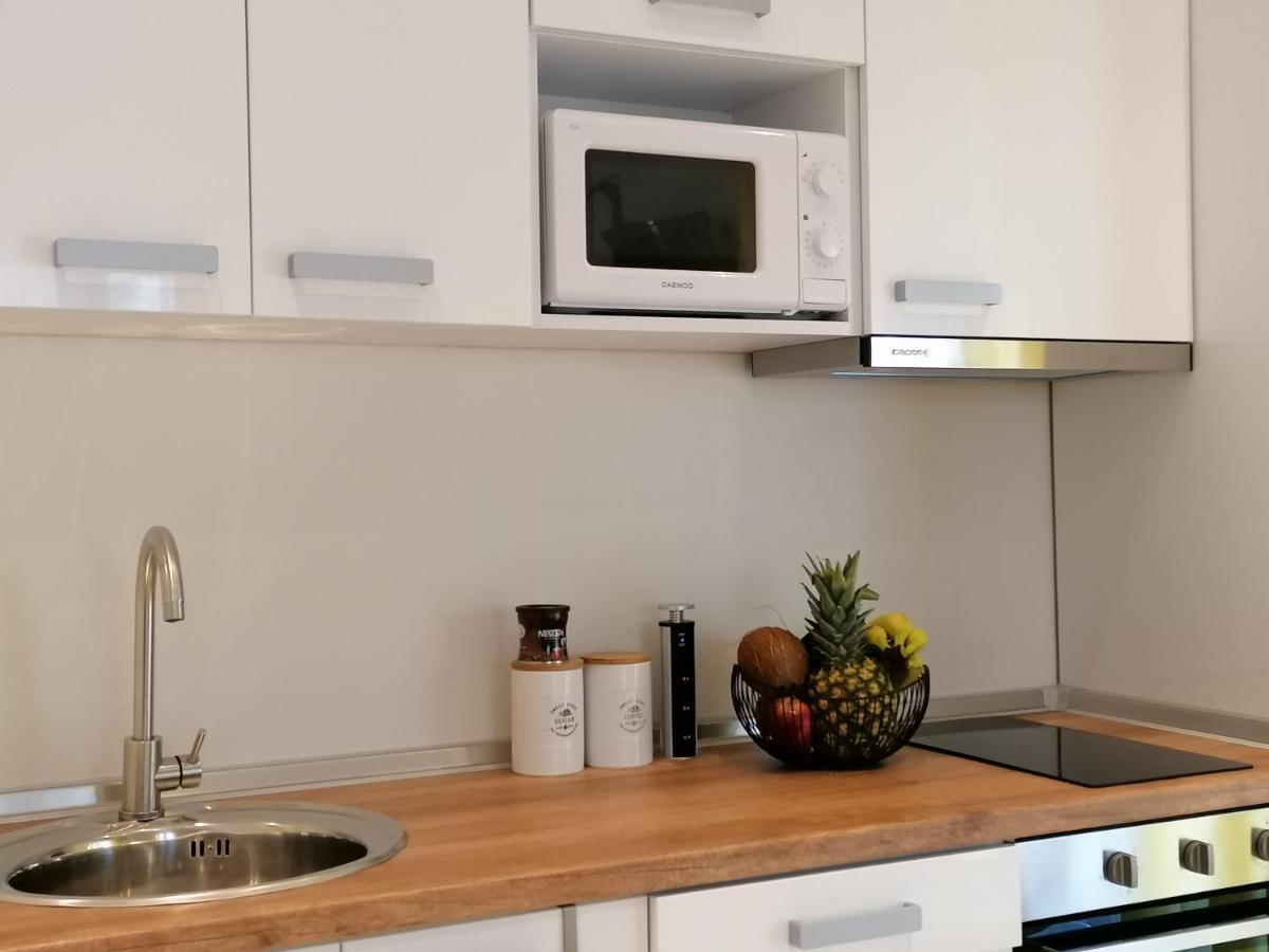 Sea Pleasure Apartment Peraía エクステリア 写真